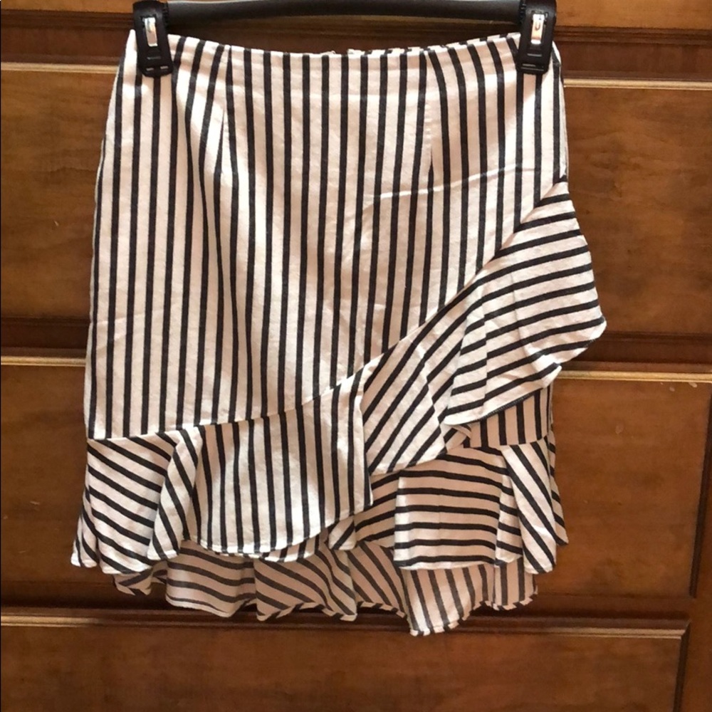 Ruffle Hem Skirt